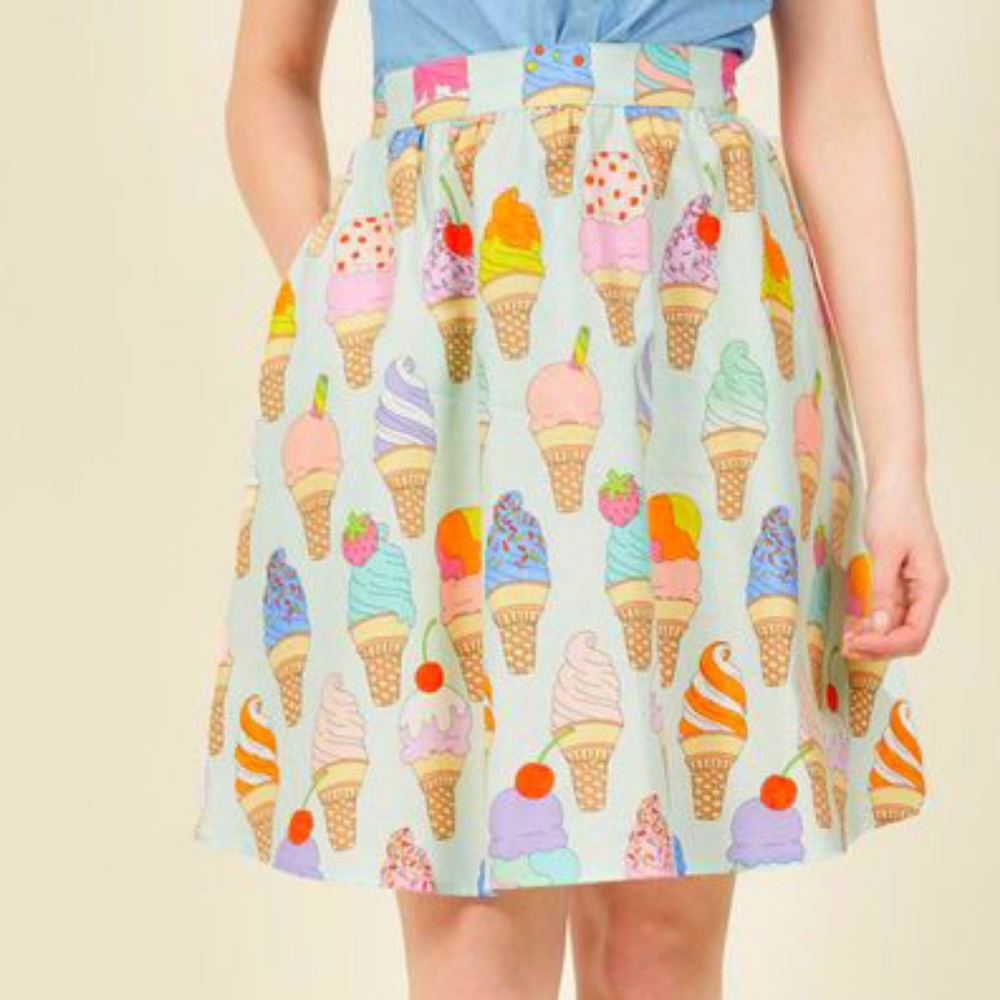 Retrolitious Ice Cream Cone Skirt Sz L